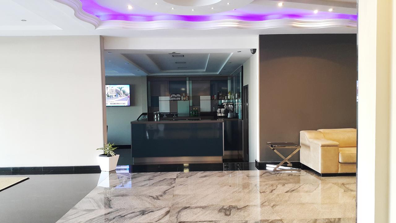 Hotel Tasiast Нуадибу Екстериор снимка