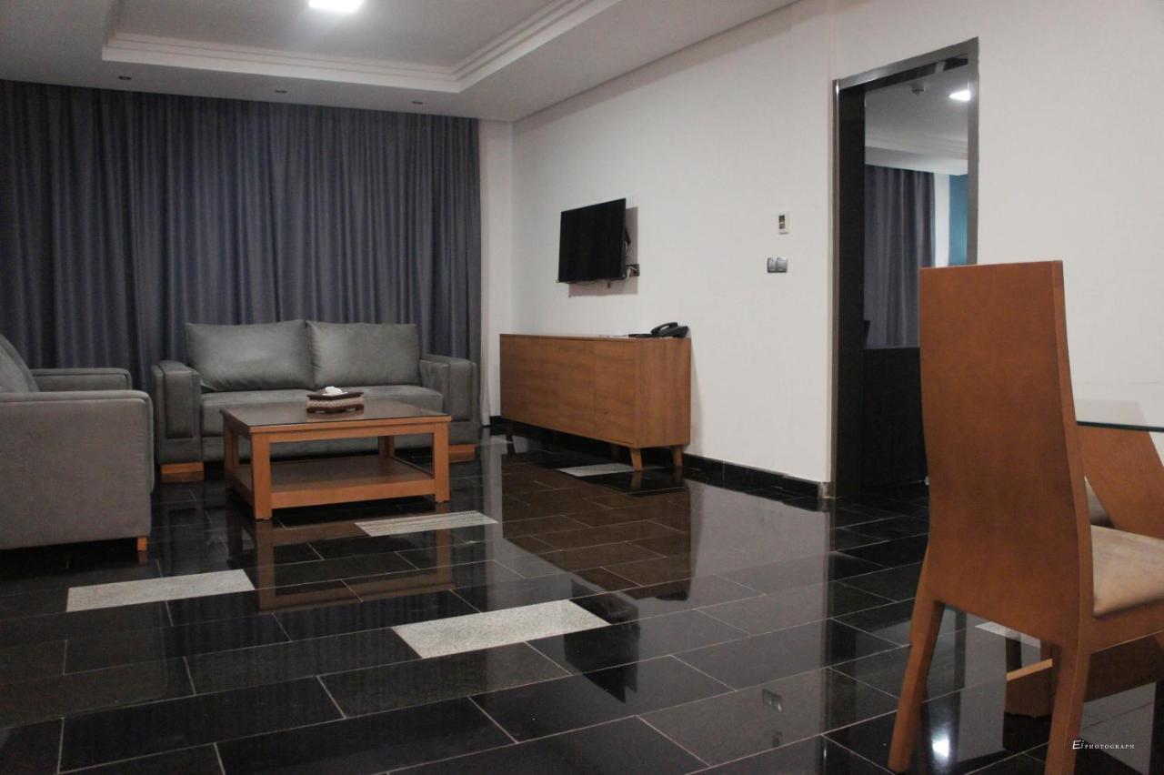 Hotel Tasiast Нуадибу Екстериор снимка